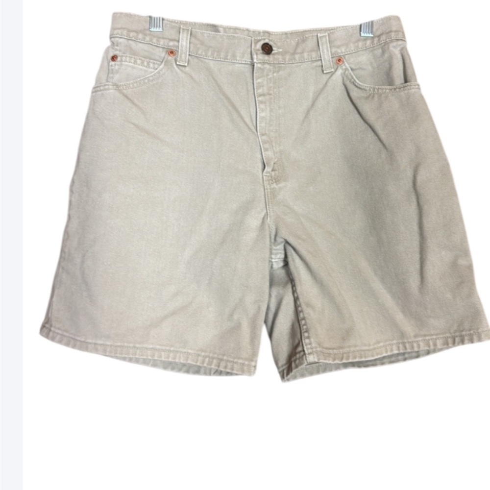 Vintage Levi’s 951 tan denim jean shorts Vintage Size 14 / 32 Waist Relaxed Fit